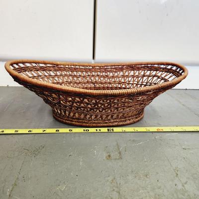 BEAUTIFUL WOVEN DARK BROWN BASKET