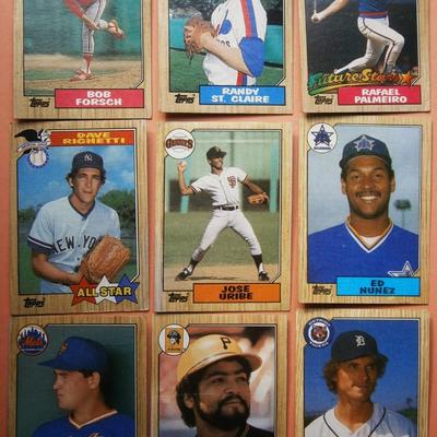 (58) Baseball Cards from The 1980's