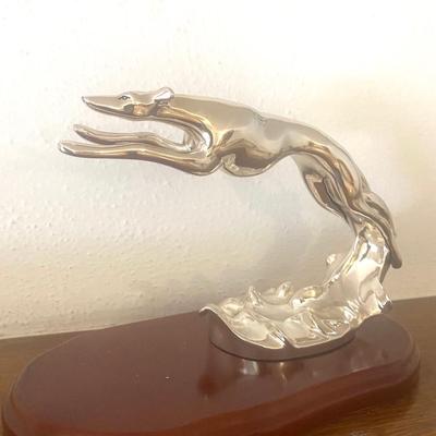 Chrome Jaguar ornament with makers mark