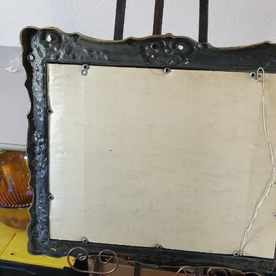 Cracked mirror