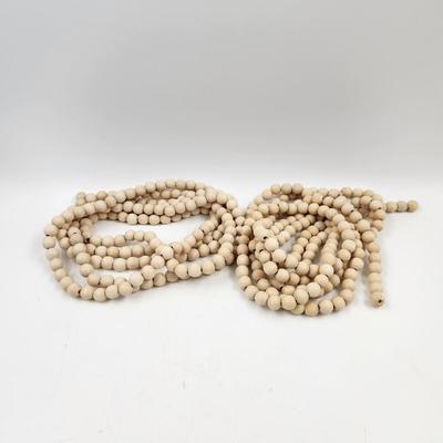 VINTAGE NATURAL WOOD HUNG BEADS 16 FT