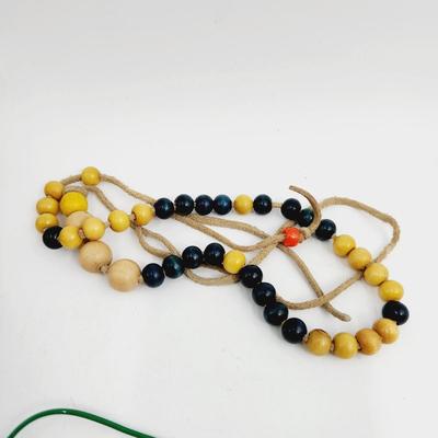 VINTAGE WOODEN BEADS & SUCH CRAFTING BUNDLE