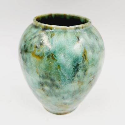 BEAUTIFUL TURQUOISE TONED POTTERY VASE