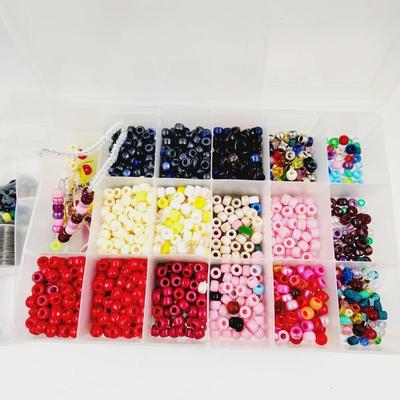 LARGE BEAD BUNDLE W/ STORAGE CONTAINERS