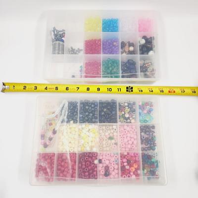 LARGE BEAD BUNDLE W/ STORAGE CONTAINERS