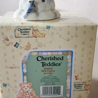 This collection has the center express snowbear the smooth sailing bear the cowbear in the Sylvia bear