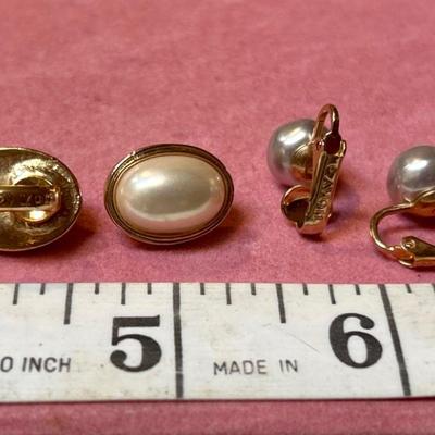 Vintage Signed Avon Clip On Faux Pearl Earrings