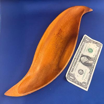 MONKEY POD WOOD DISH