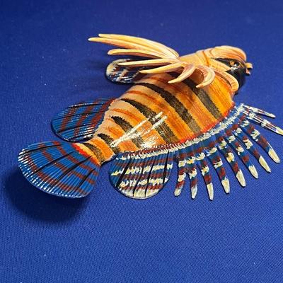 COLORFUL EXOTIC FISH PLAQUE