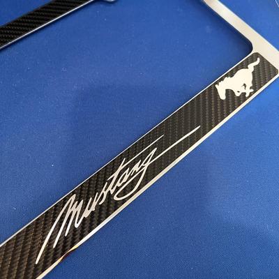 FORD MUSTANG LICENSE PLATE HOLDER