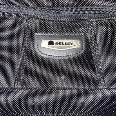 Lot of 3 rolling suitcases