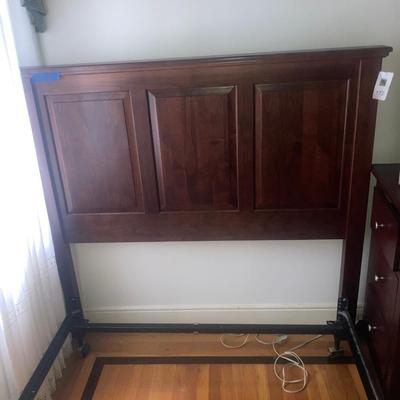 Full size headboard with adjustable metal frame
