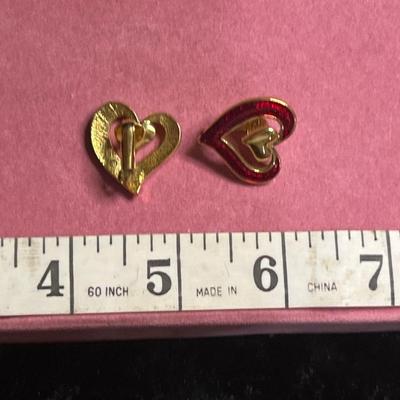 Vintage Avon Gold Tone Red Enamel Heart Clip On Earrings