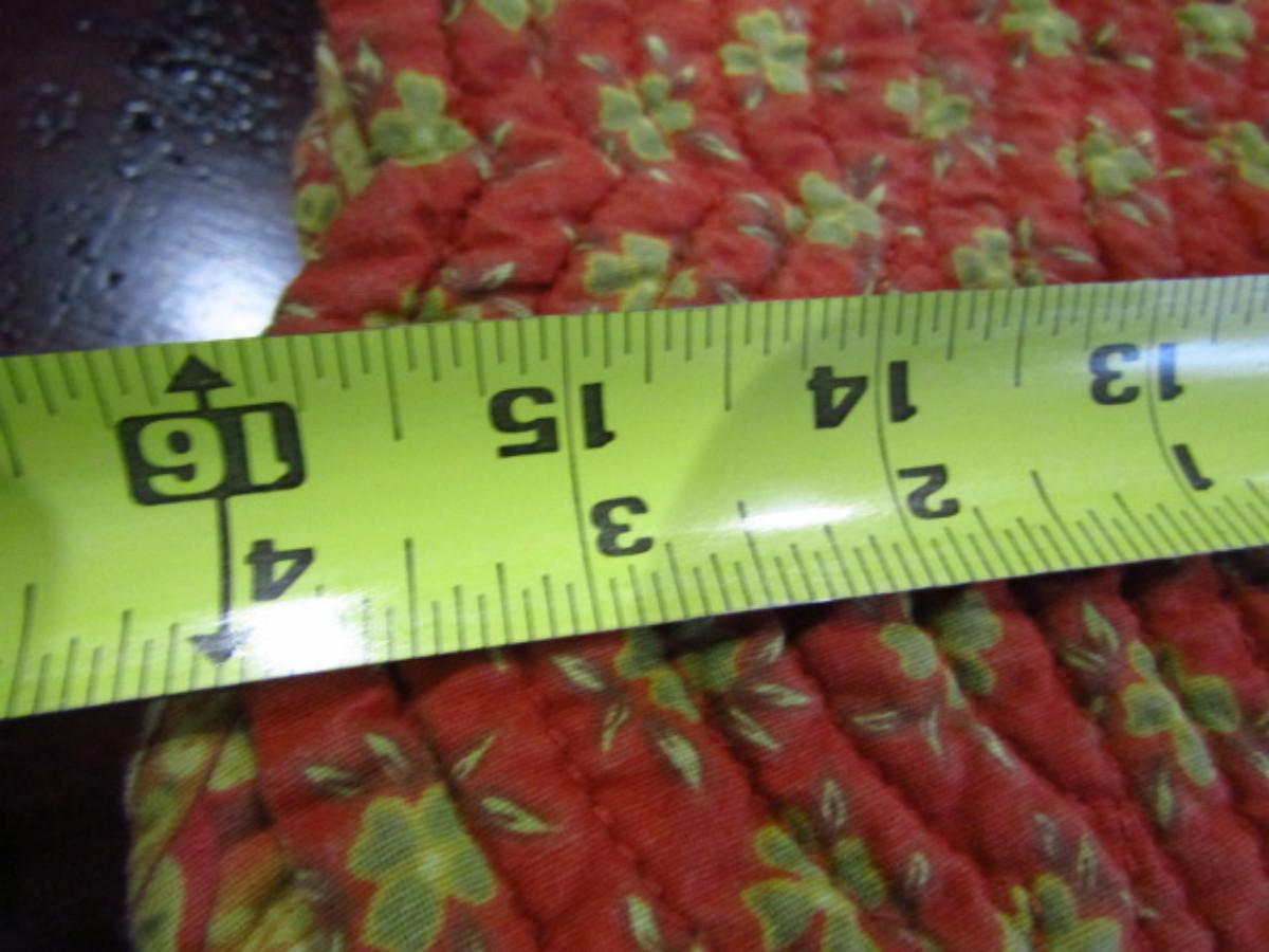 Linen Placemats and Napkins Dark Red with Paisley (DR)