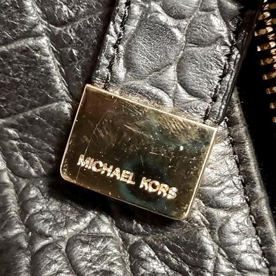 Michael Kors Beverly Shoulder Bag