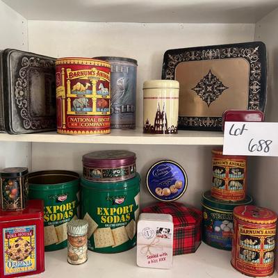 688 Lot of Vintage Tins; Crackers, Flour, Animal Crackers and more