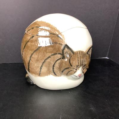 746 Vintage Ceramic Sleeping Cat Cookie Jar
