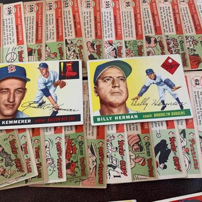 1955 Topps Baseball Cards - 100 Very Clean Cards - Lot 810