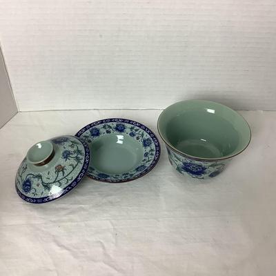 717 Asian Inspired Blue and White Tea Set with Tea Towel with Blue Wooden Tray