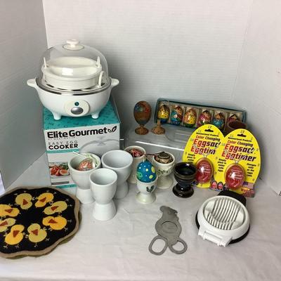 723 Egg Cooking & Decor Lot