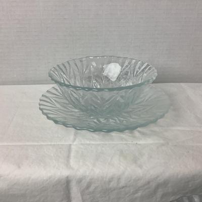726 25 pc Set of Williams Sonoma Grande Cuisine Glass Bowl and Plate Set