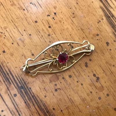 10KT GOLD BROOCH PIN