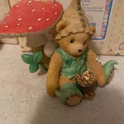 Set of 4 cherished teddies