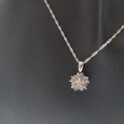 Gorgeous Diamond Starburst 16" 925 Necklace