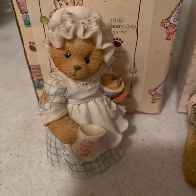 Set of 4 cherished teddies