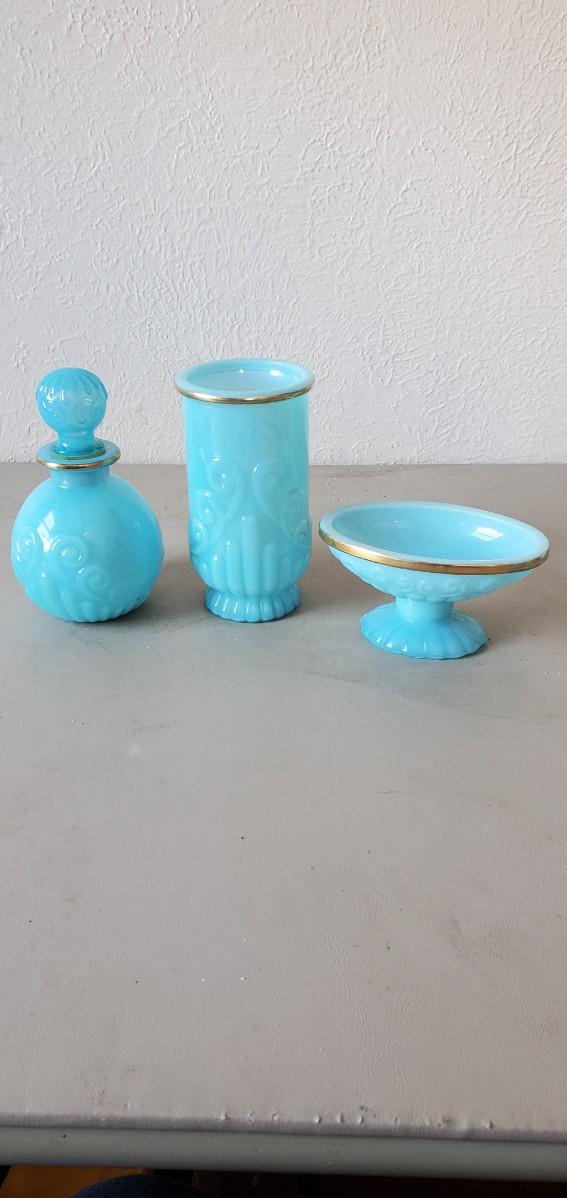 Avon vintage Glassware