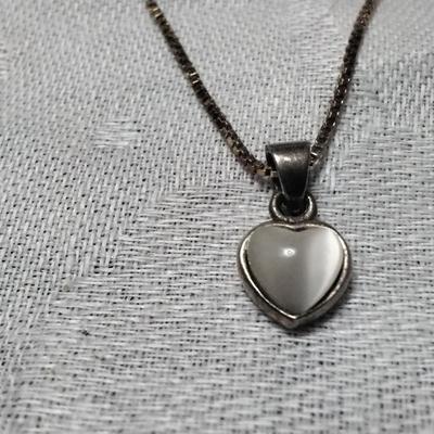 Vintage Mother Of Pearl Heart 16" Gold Vermeil Necklace