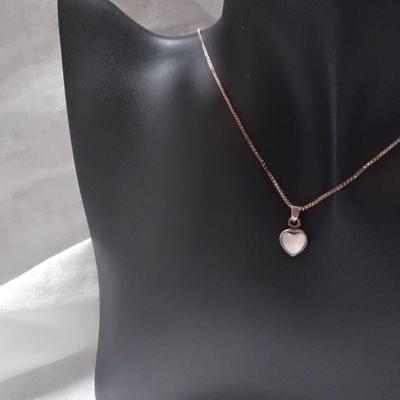 Vintage Mother Of Pearl Heart 16" Gold Vermeil Necklace