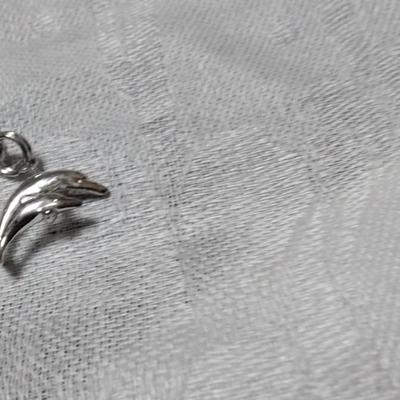 Beautiful Shiny Jumping Dolphins 925 18" Necklace