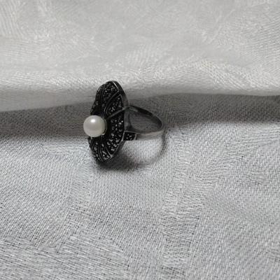 Vintage Pearl and Marcasite 925 Ring Size 6