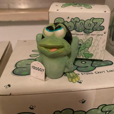6 frogz figures