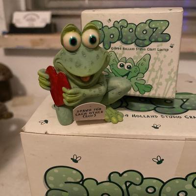 6 frogz figures