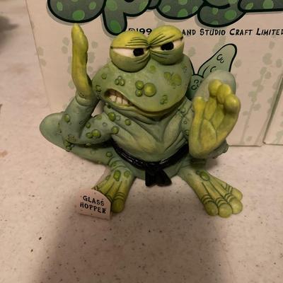6 frogz figures