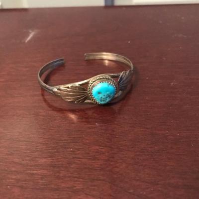 NAVAJO STERLING CUFF