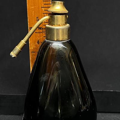 Antique DeVilbliss Perfume Bottle Atomizer with original label