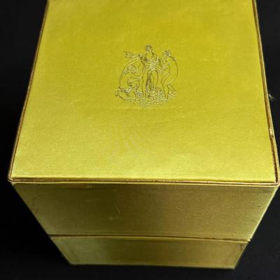 AMAZING 6" LALIQUE Nina Ricci Double Dove SEALED perfume 3 1/3 oz