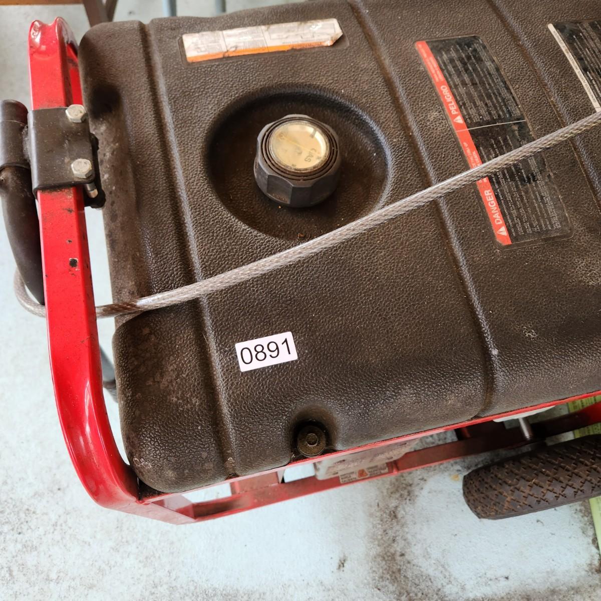Troy Bilt 5500 watt Generator lot 891