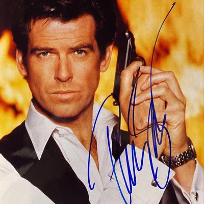 James Bond Pierce Brosnan signed  photo