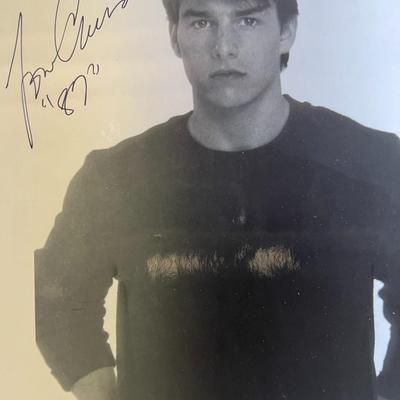 Tom Cruise signed photo. GFA authenticated