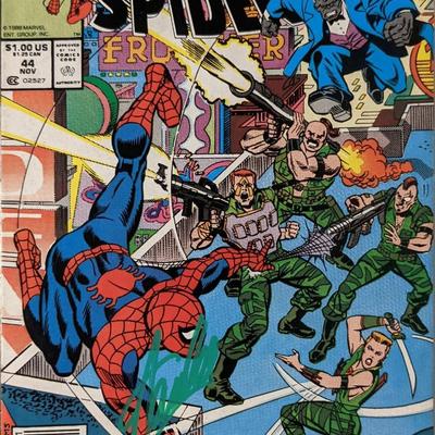 Stan Lee signed Spiderman Comic