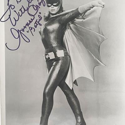 Batgirl Yvonne Craig signed photo