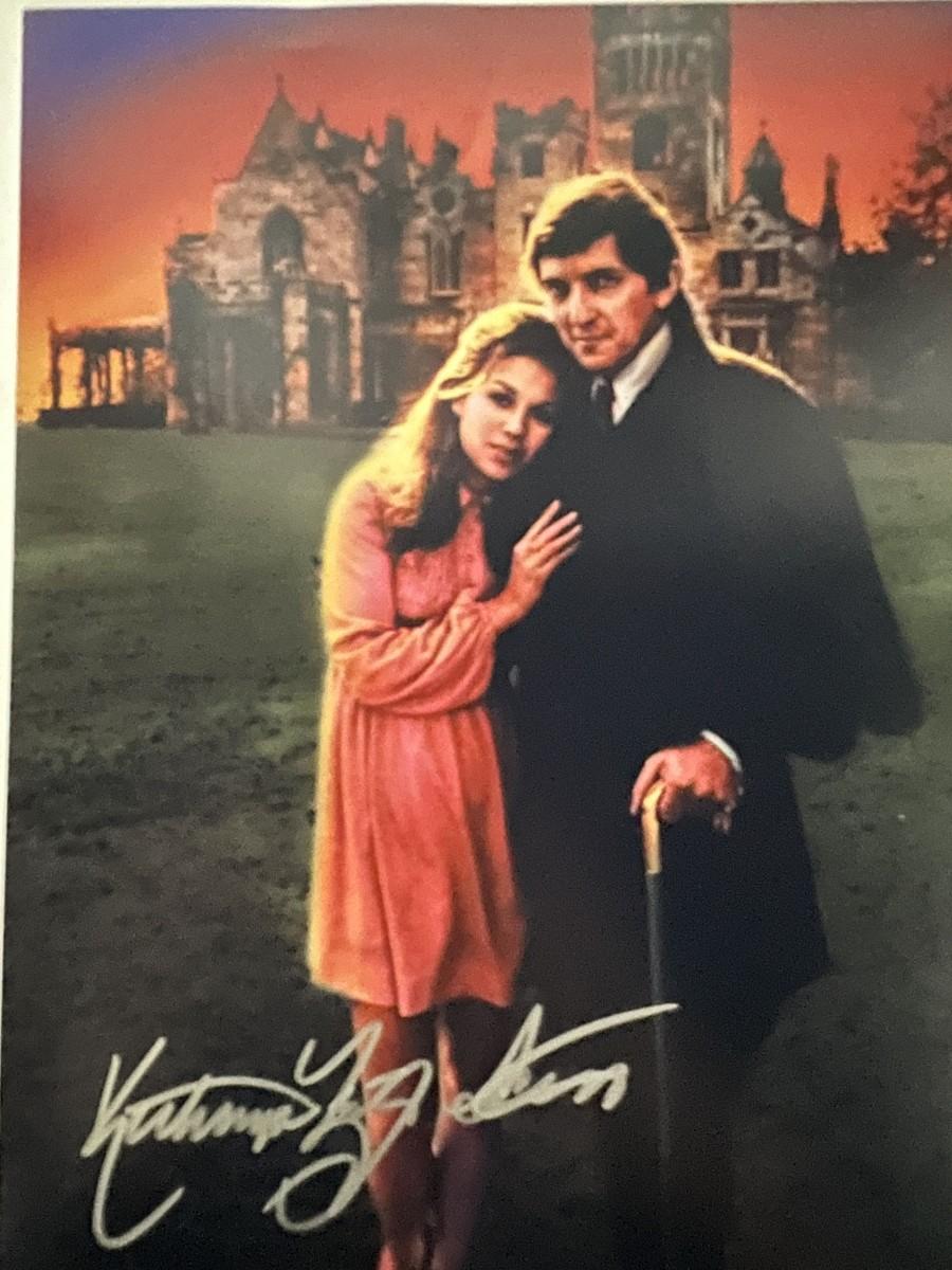Dark Shadows Kathryn Leigh Scott signed photo