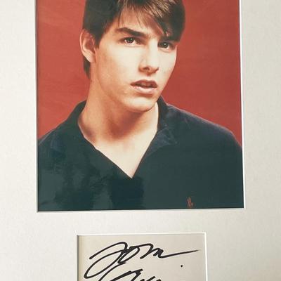 Tom Cruise   signature and photo in custom matte