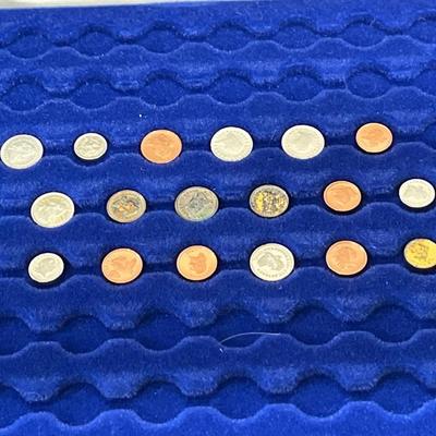 Coins of the Unites States in Miniature, 18 rounds