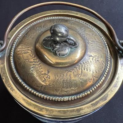 Beautiful Antique Blue Willow Biscuit Barrel Jar with Engraved Brass and Silverplate lid