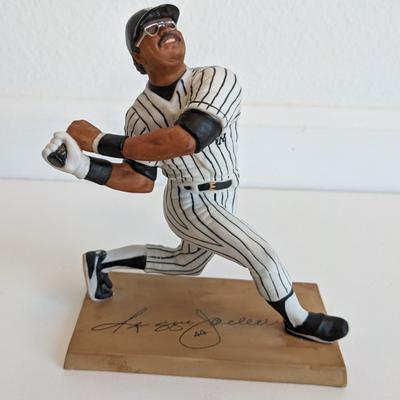 NY Yankees Reggie Jackson signed figurine